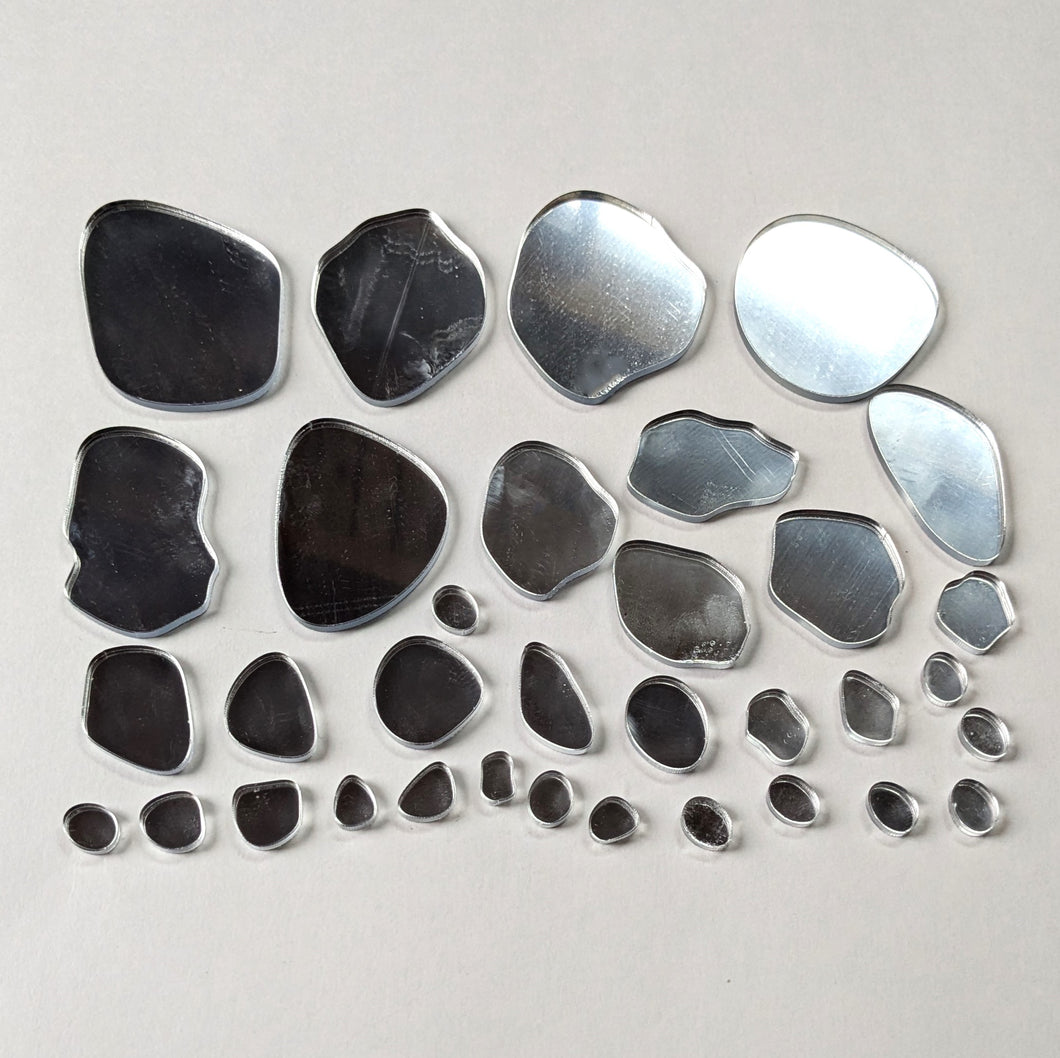 Mirror Pebbles (30 Count)