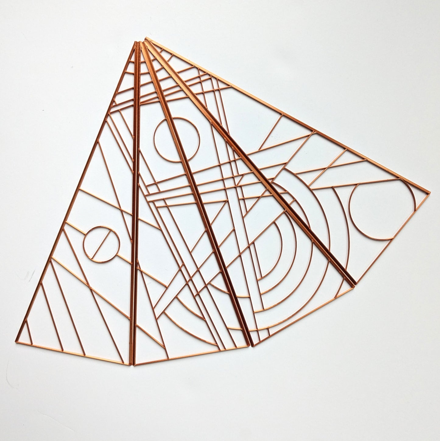 Abstract Wrap around pyramid lamp kit