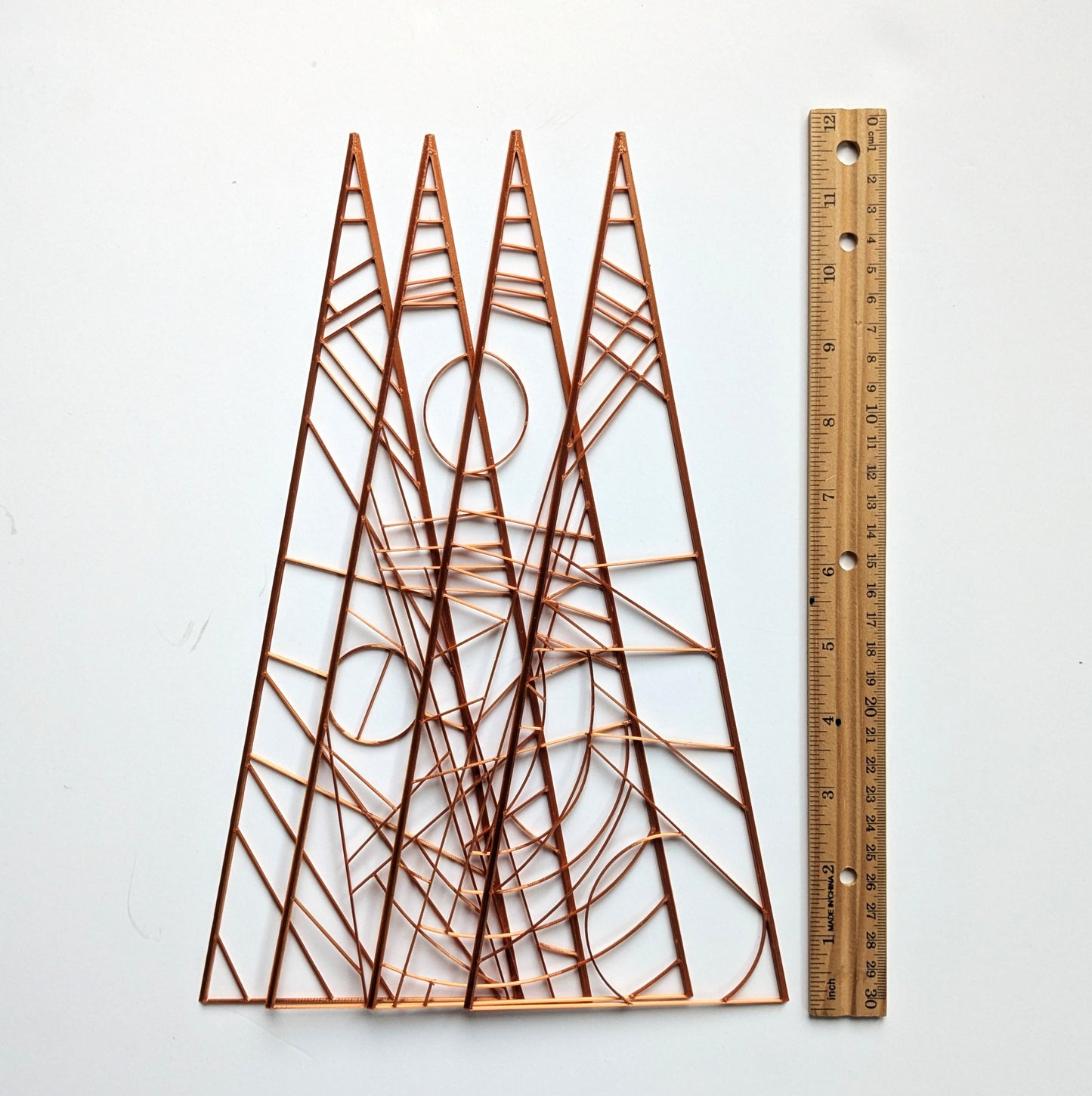 Abstract Wrap around pyramid lamp kit