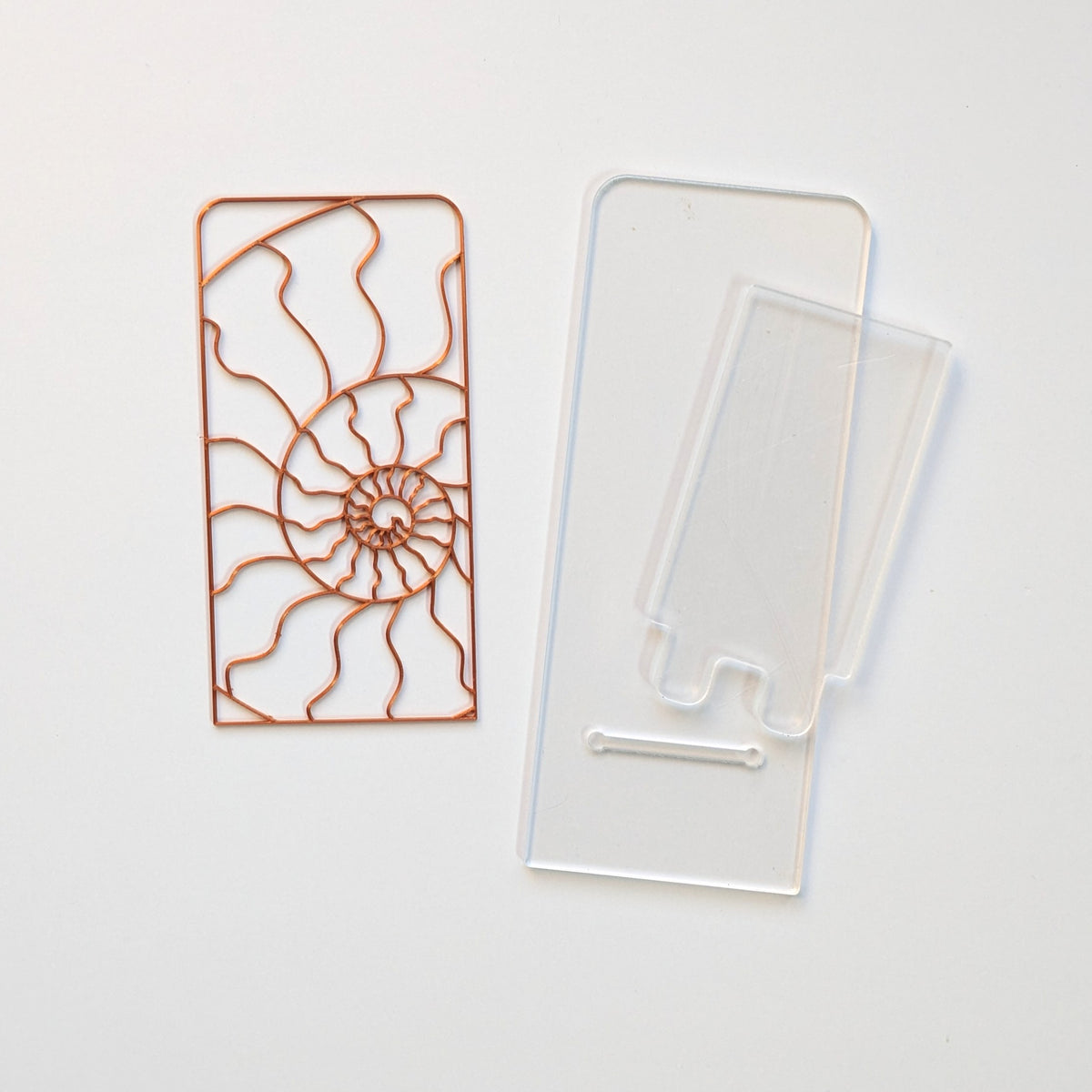 Ammonite phone stand resin art kit.