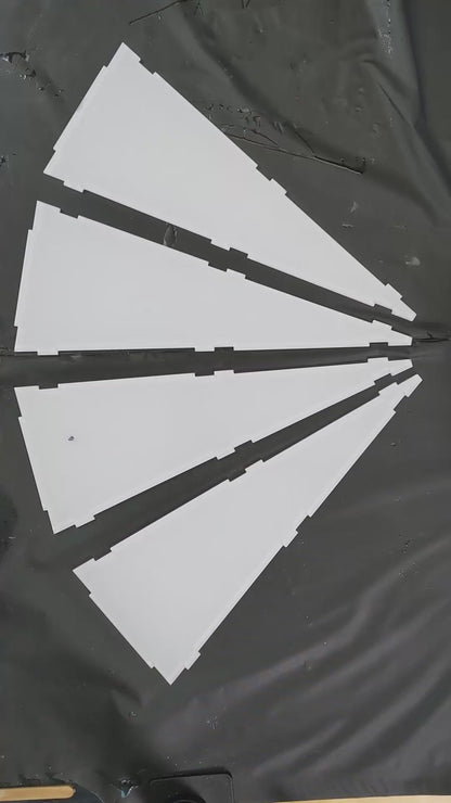 Abstract Wrap around pyramid lamp kit