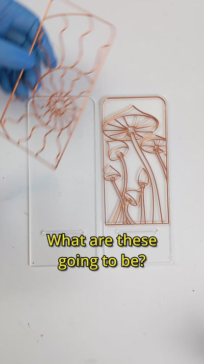 Mushrooms phone stand resin art kit.